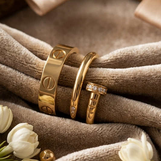 Nail & Cartier Ring