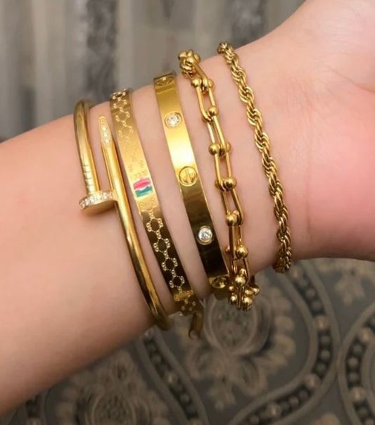 Pack of 5 daily wear bracelets