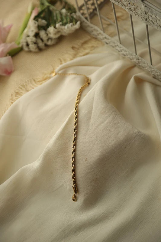 Twisted rope bracelet