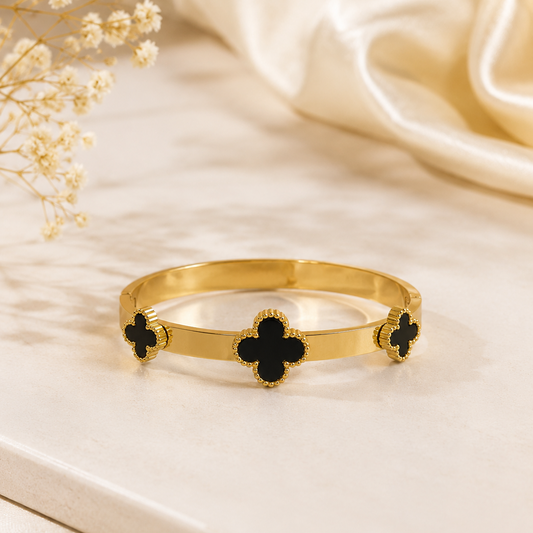 Midnight Clover Bracelet
