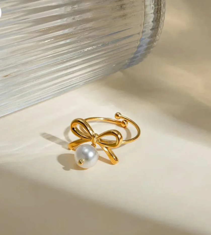 Pearl Bow Adjustable Ring