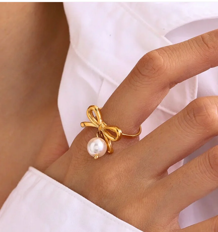 Pearl Bow Adjustable Ring